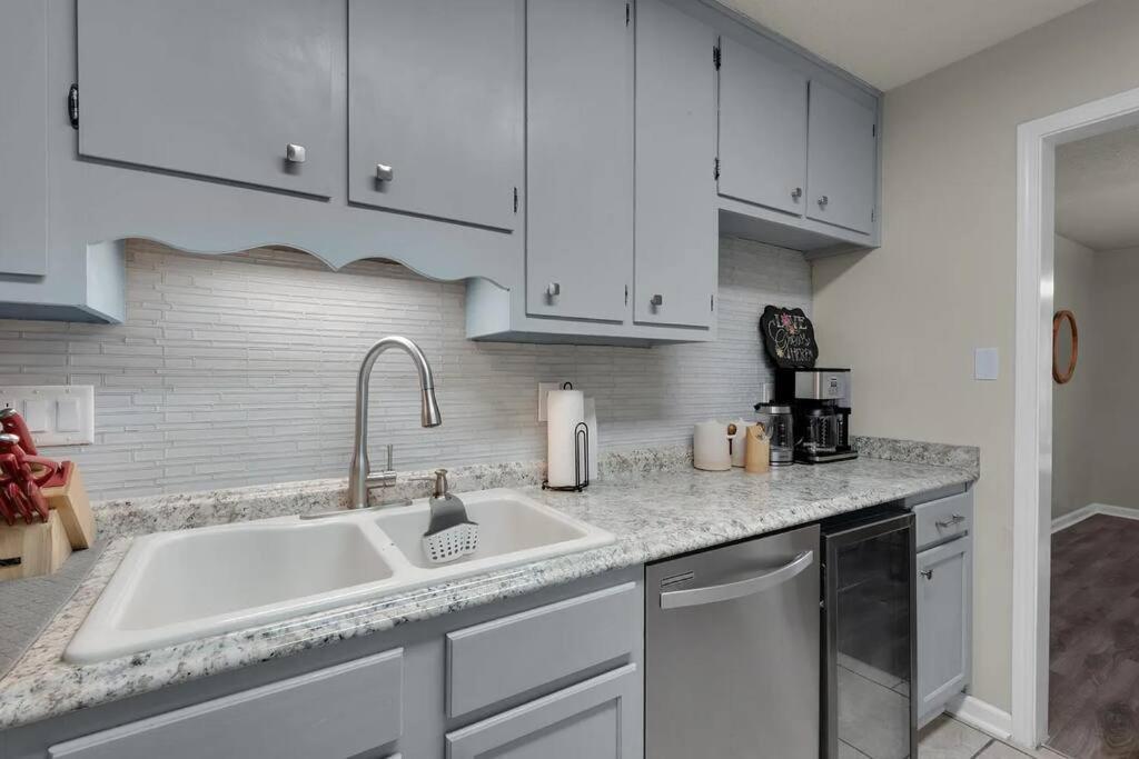 Quiet Relaxing Home - Close To Downtown & Beach 4Br-2Bt Pensacola Ngoại thất bức ảnh